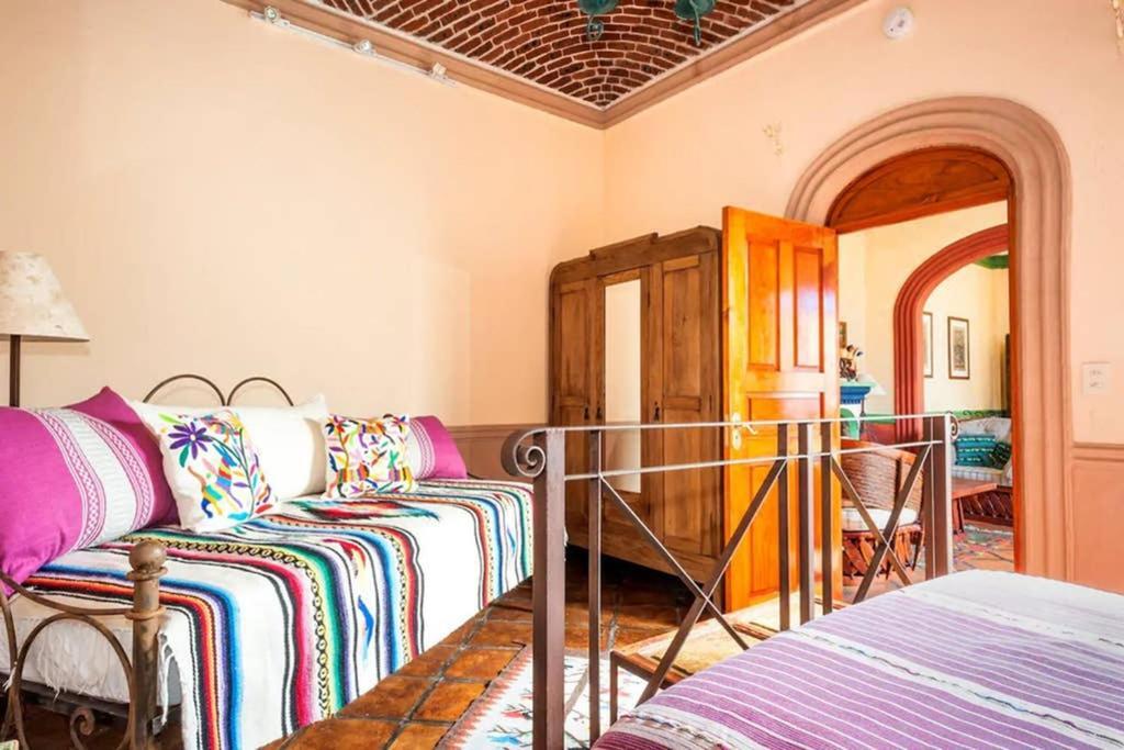 Great 2 Bedroom Apt @ The Middle Of Everything Альенде Экстерьер фото